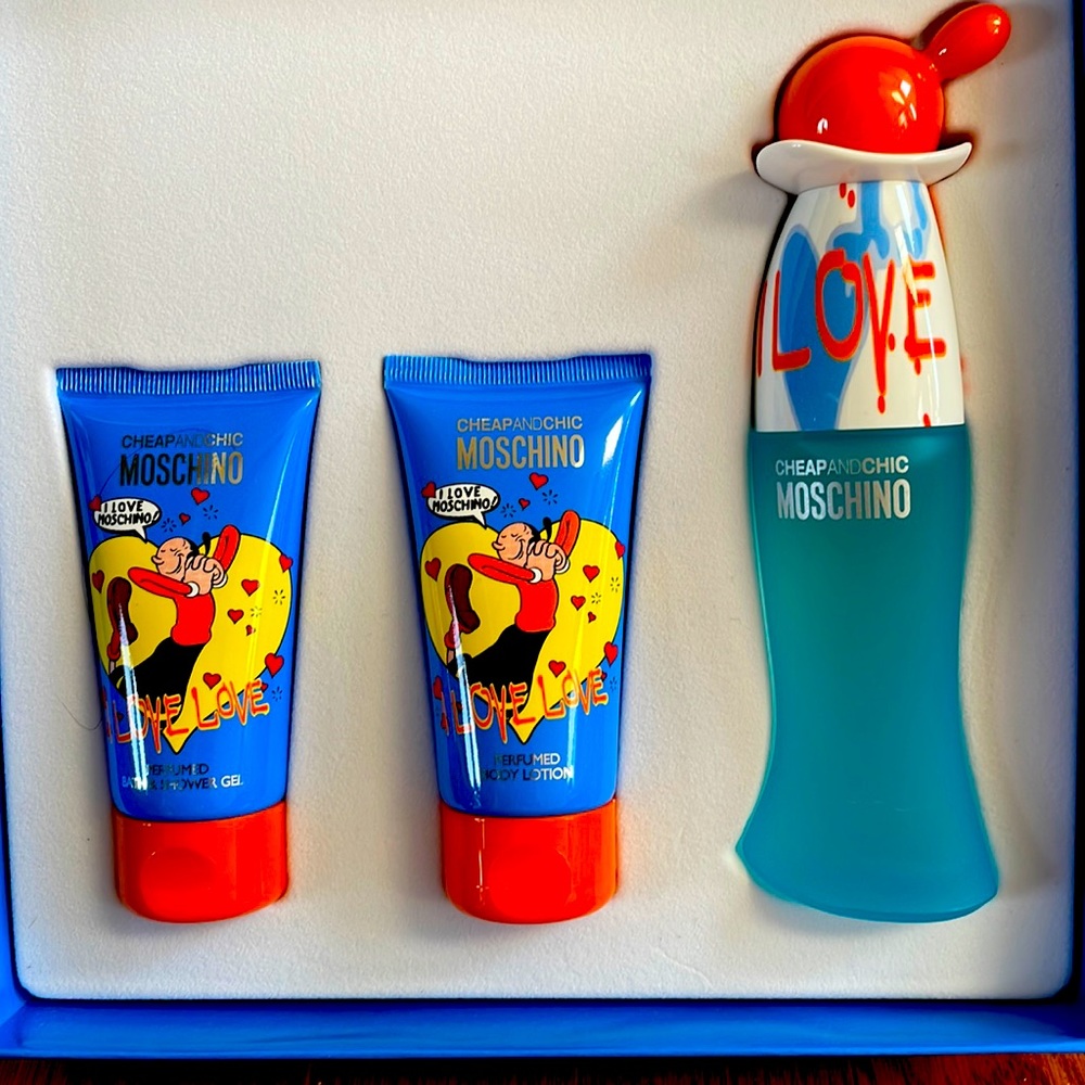 I Love Moschino Cheap and Chic Perfume Set